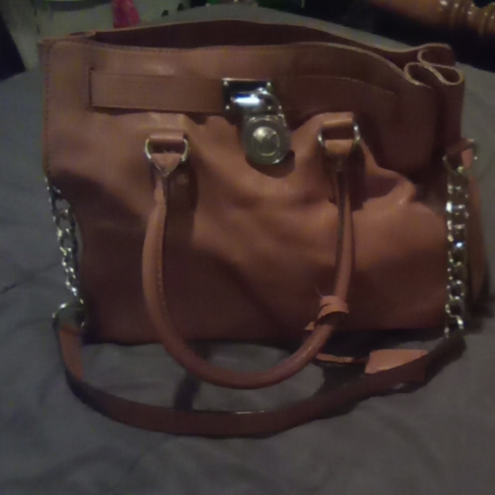 Michael korrs purse